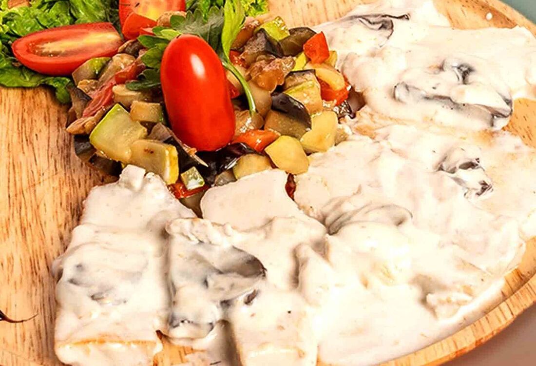Куриная грудка в сливочном соусе