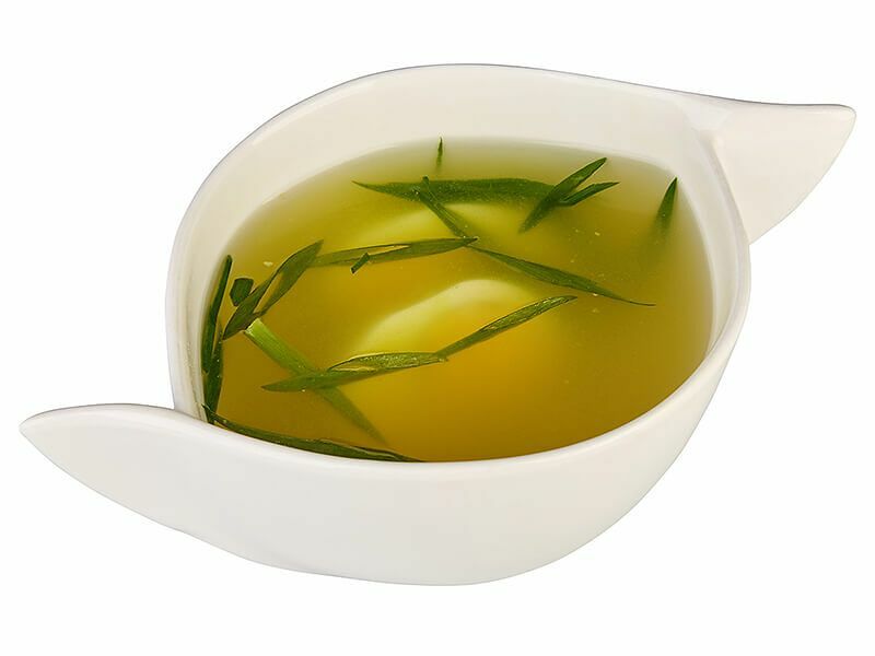 Куриный бульон с яйцом
