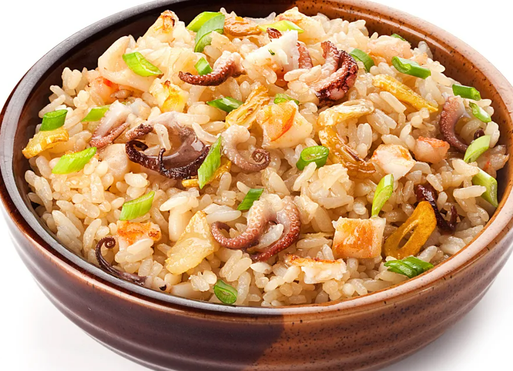 1102 Рис с овощами и морепродуктами