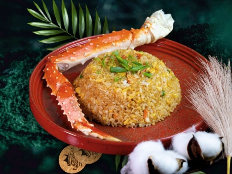 Рис с крабом и яйцом
