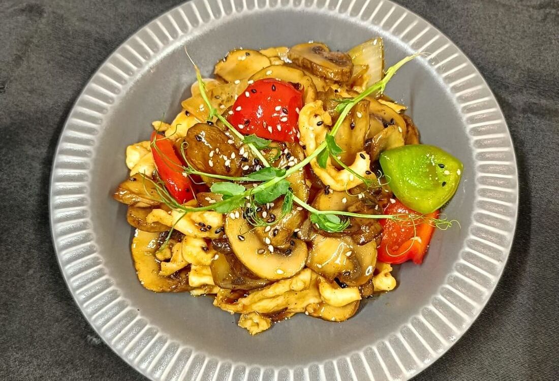 Филе куриное с шампиньонами