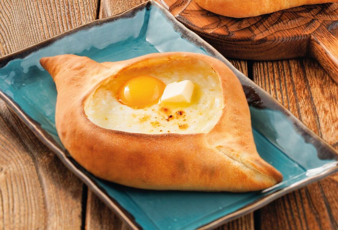 Хачапури по-аджарски