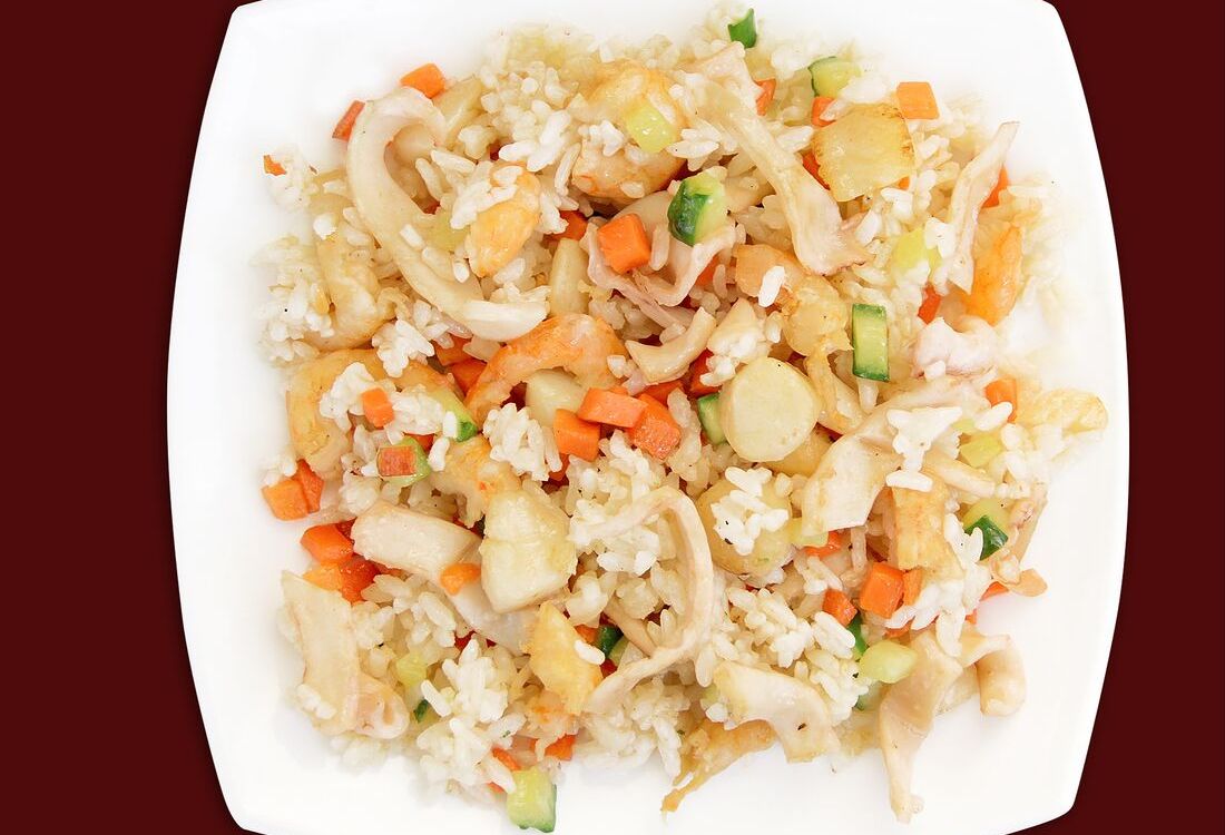 №W143 Рис с морепродуктами