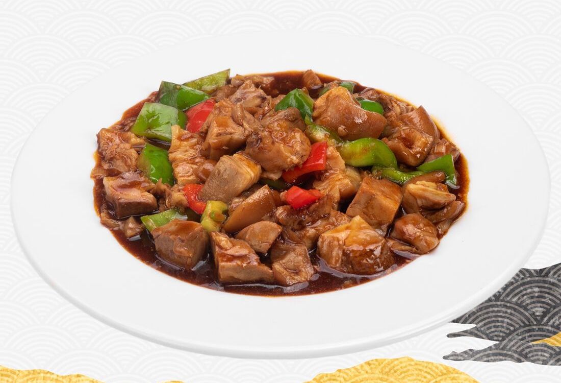 Рулька с овощами
