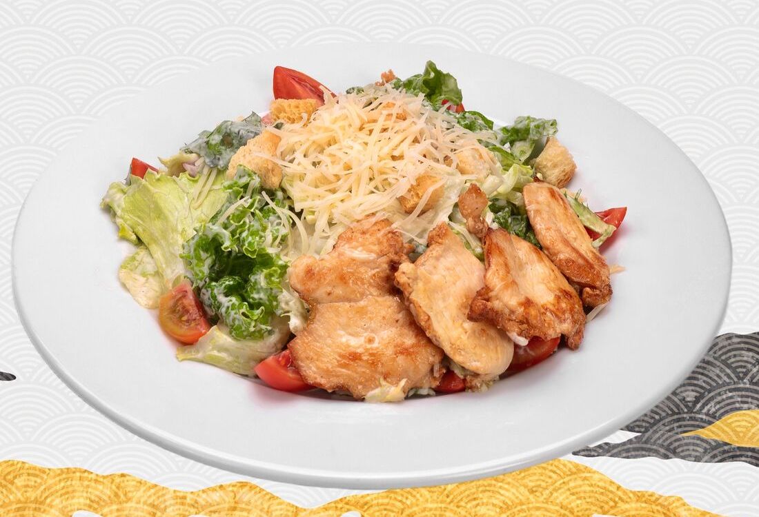Салат Цезарь с курицей