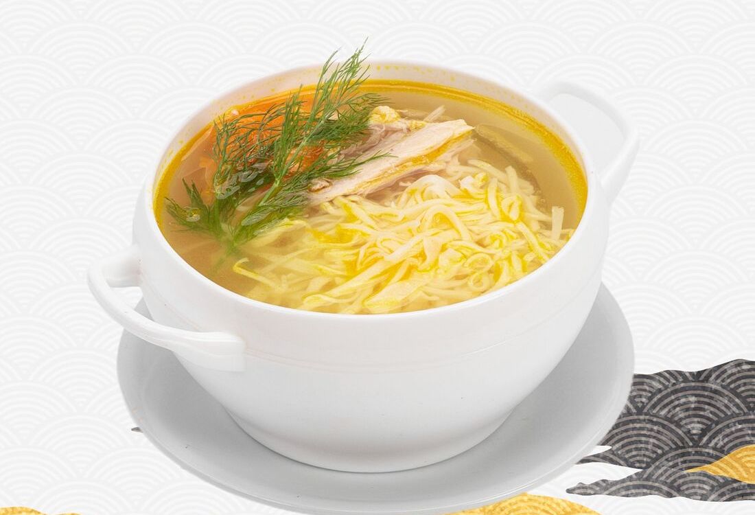 Суп куриный с лапшой