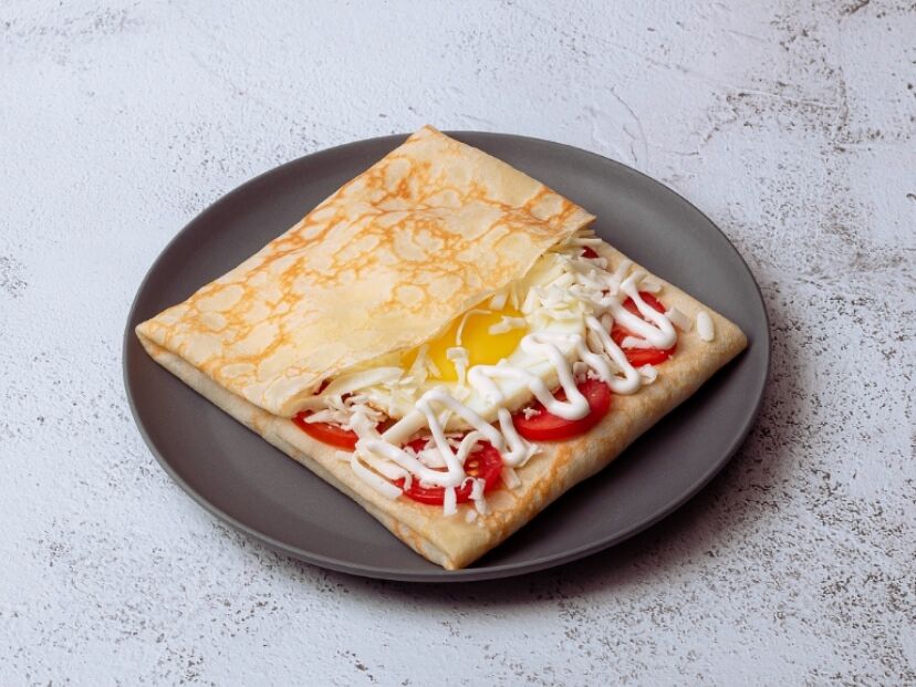 Блин с яйцом
