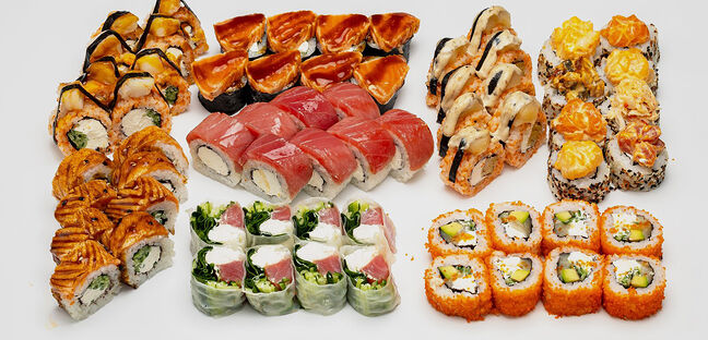 Sushi case